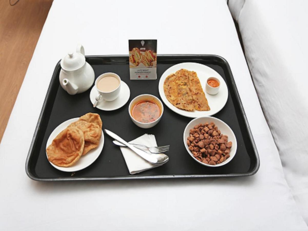 Oyo 62194 Pleasure Palace Hotel Indore Buitenkant foto